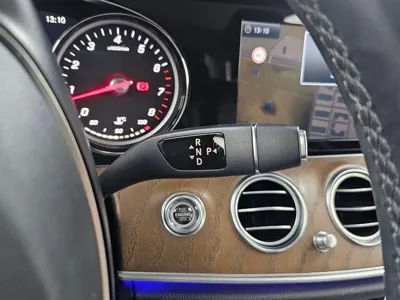 Mercedes-Benz E-Class 2018, 196588 км, за 16300000 KRW - фото 9