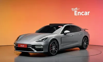 Porsche Panamera · 2021 год