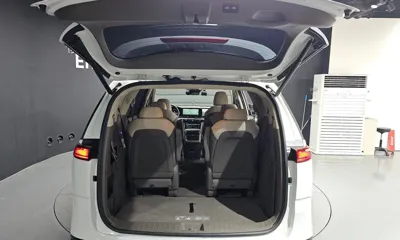 Kia Canival 2023, 59010 км, за 24500000 KRW - фото 20