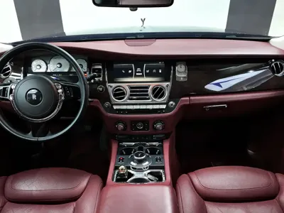 Rolls-Royce Ghost 2016, 35000 км, за 1355200 CNY