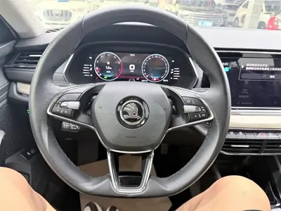 Skoda Octavia 2022, 59000 км, за 135800 CNY - фото 11