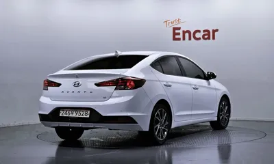 Hyundai Avante 2019, 85876 км, за 99990000 KRW