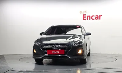 Hyundai Sonata 2018, 97425 км, за 11000000 KRW