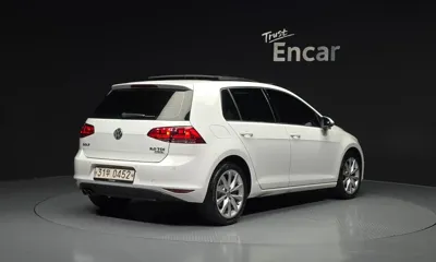 Volkswagen Golf 2016, 212802 км, за 8900000 KRW