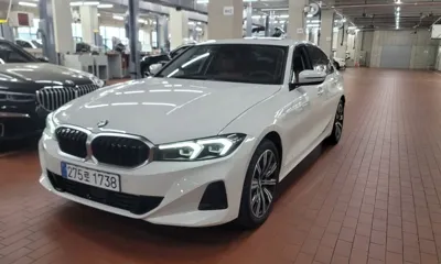 BMW 3-Series · 2025 год