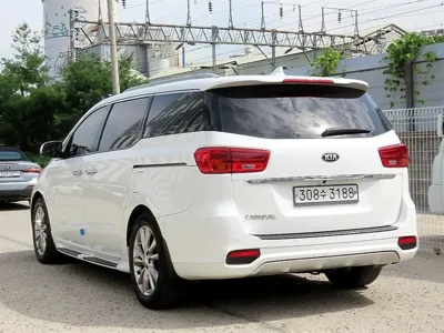 Kia Canival 2020, 51293 км, за 18000000 KRW - фото 3