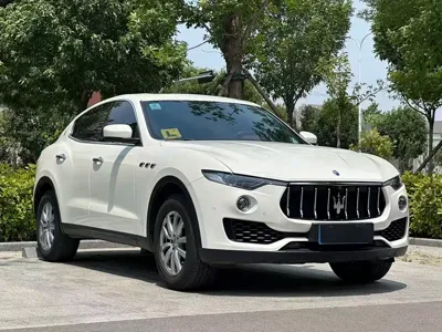 Maserati Levante 2019, 80000 км, за 268000 CNY