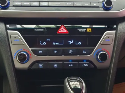 Hyundai Avante 2016, 77948 км, за 9800000 KRW - фото 14