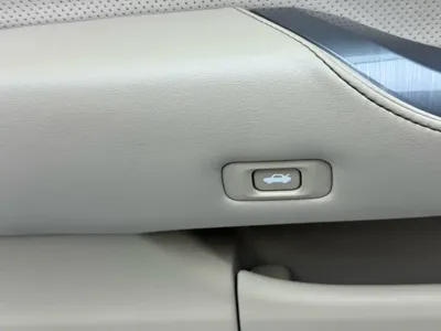 Toyota Crown 2012, 83000 км, за 89800 CNY - фото 31