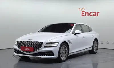 Genesis G80 · 2023 год