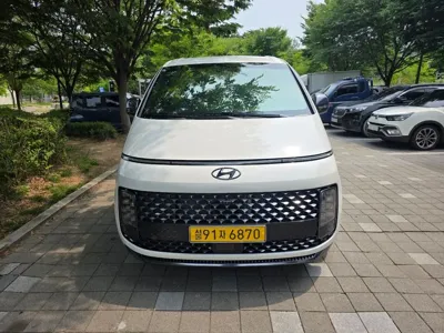 Hyundai Staria · 2025 год