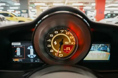 Ferrari 488 2017, 8615 км, за 250000000 KRW - фото 8