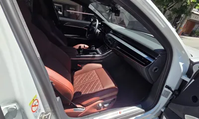 Audi S8 2023, 17932 км, за 139900000 KRW - фото 8