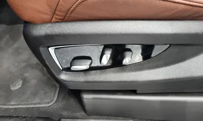 Cadillac Escalade 2018, 55418 км, за 36900000 KRW - фото 31