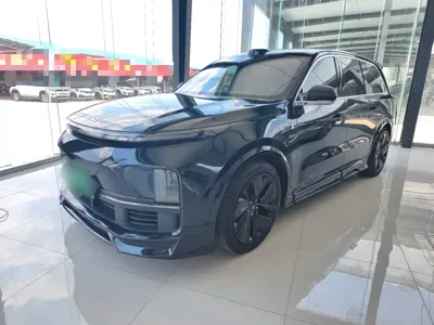 Li Auto Li L9 · 2023 год
