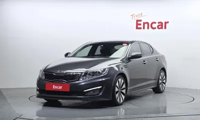 Kia K5 · 2012 год