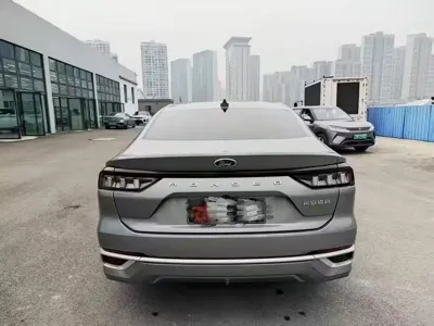 Ford Mondeo 2025, 8000 км, за 108800 CNY - фото 8