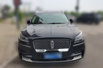Lincoln Aviator 2022, 41100 км, за 236945.06 CNY