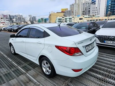 Hyundai Accent 2013, 176079 км, за 3990000 KRW