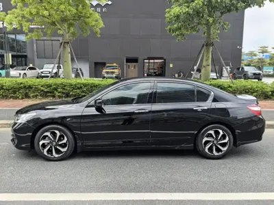 Honda Accord 2016, 120000 км, за 71800 CNY - фото 7