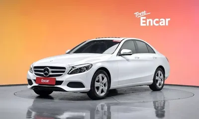 Mercedes-Benz C-Class · 2017 год