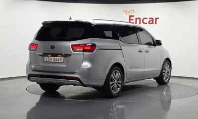 Kia Canival 2017, 185363 км, за 7600000 KRW