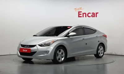 Hyundai Avante · 2013 год