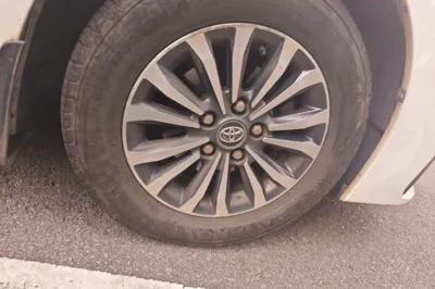 Toyota Corolla 2018, 133700 км, за 49965.07 CNY - фото 8