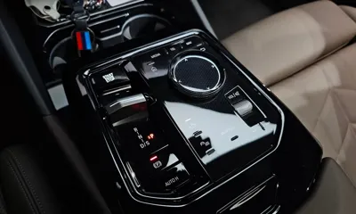 BMW 5-Series 2024, 22076 км, за 60700000 KRW - фото 9