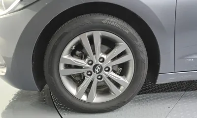 Hyundai Avante 2017, 128355 км, за 9900000 KRW - фото 5