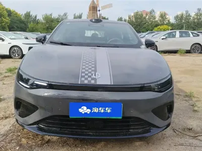 Leapmotor 零跑Lafa5 2025, 9900 км, за 92000 CNY