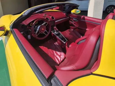 Porsche 718 · 2017 год