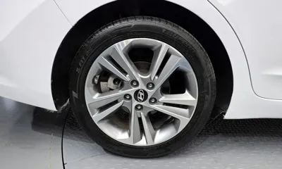 Hyundai Avante 2018, 38391 км, за 9990000 KRW - фото 5