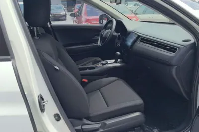Honda Vezel 2017, 89100 км, за 51422.91 CNY - фото 19