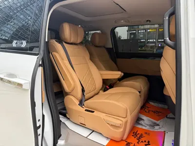 GAC Motor 传祺E8 PHEV 2025, 50000 км, за 139800 CNY - фото 8