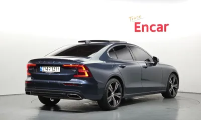 Volvo S60 2021, 30137 км, за 31800000 KRW