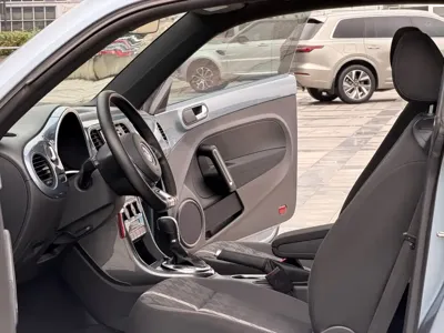 Volkswagen Beetle 2019, 30000 км, за 118000 CNY - фото 8