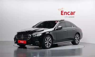 Mercedes-Benz E-Class · 2025 год