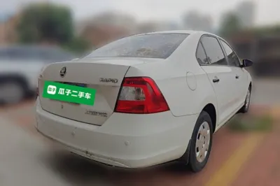 Skoda Rapid 2016, 15400 км, за 26512.08 CNY - фото 8