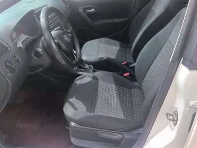 Volkswagen Polo 2018, 94100 км, за 39000 CNY - фото 9