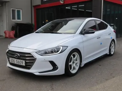 Hyundai Avante · 2017 год
