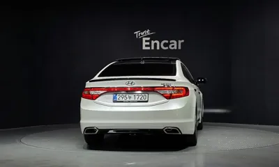 Hyundai Grandeur 2015, 129421 км, за 13000000 KRW - фото 4