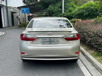 Lexus ES 2017, 120000 км, за 95800 CNY - фото 5