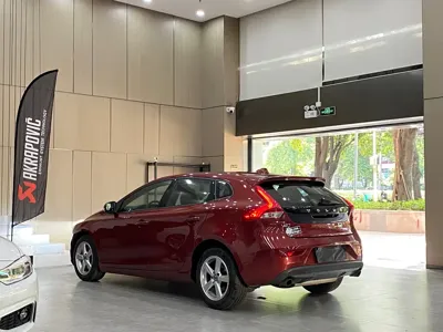 Volvo V40 2016, 110000 км, за 33800 CNY - фото 14