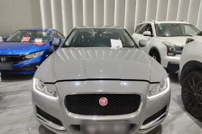 Jaguar XFL 2018, 120100 км, за 92262.04 CNY