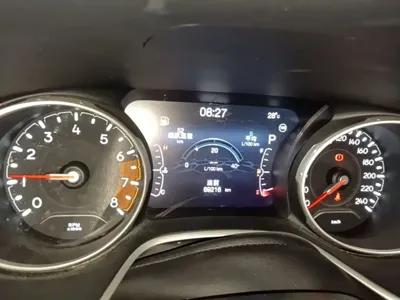 Jeep Compass 2018, 69200 км, за 36100 CNY - фото 12