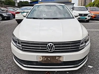 Volkswagen Lavida 2018, 22500 км, за 42500 CNY