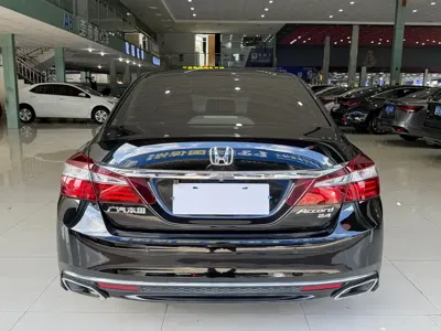 Honda Accord 2016, 95000 км, за 52800 CNY - фото 13