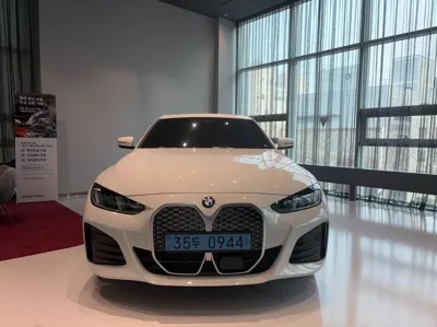 BMW i4 · 2026 год