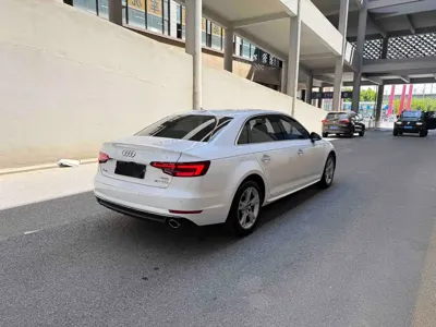 Audi A4L 2018, 79000 км, за 96800 CNY - фото 6